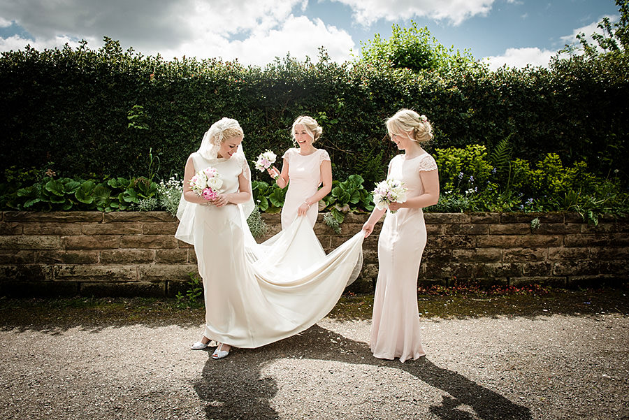 Documentary wedding photography Documentary wedding photography